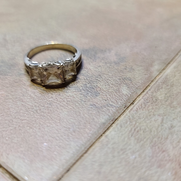 ✳️Epiphany 925 Silver Square Cut Three Stone… - Picture 1 of 5